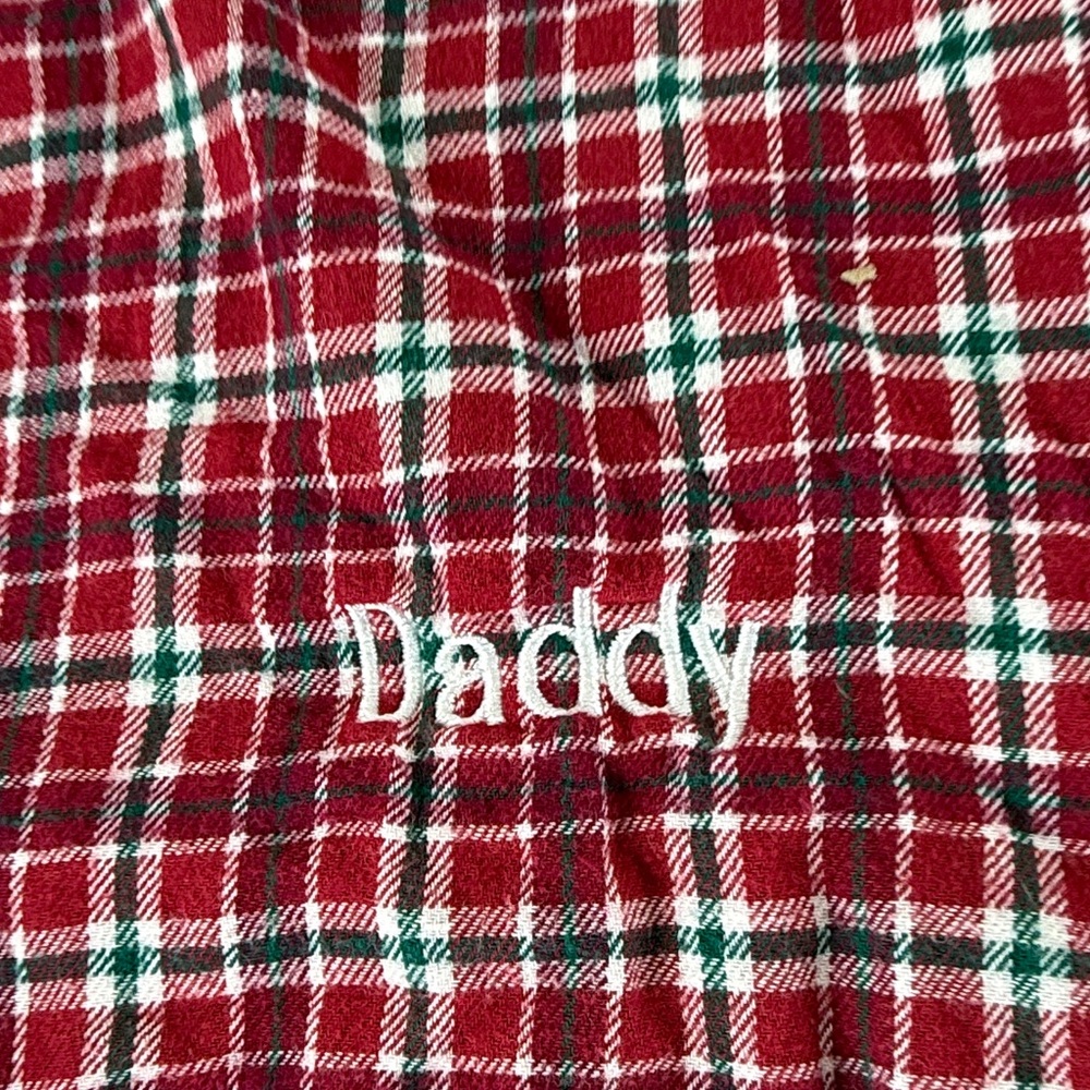 Disney Plaid Button Up Christmas PJ Shirt Mens L Daddy Embroidered Mickey Pluto - Picture 3 of 8